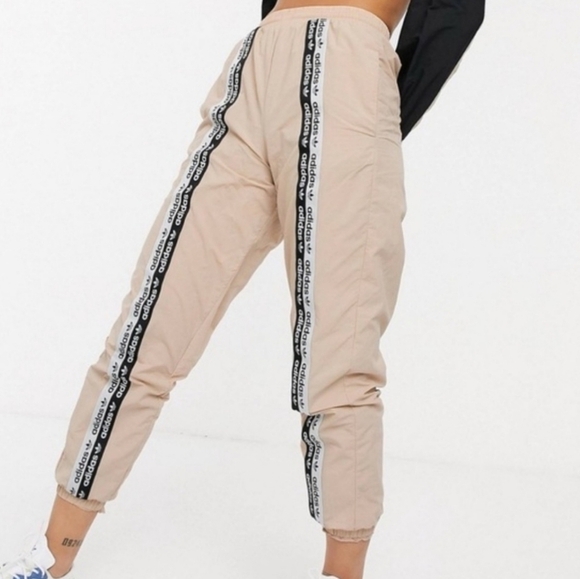Urban Outfitters X Adidas Originals High-Rise Berlin Tape Track Pant Jogger - Picture 11 of 11